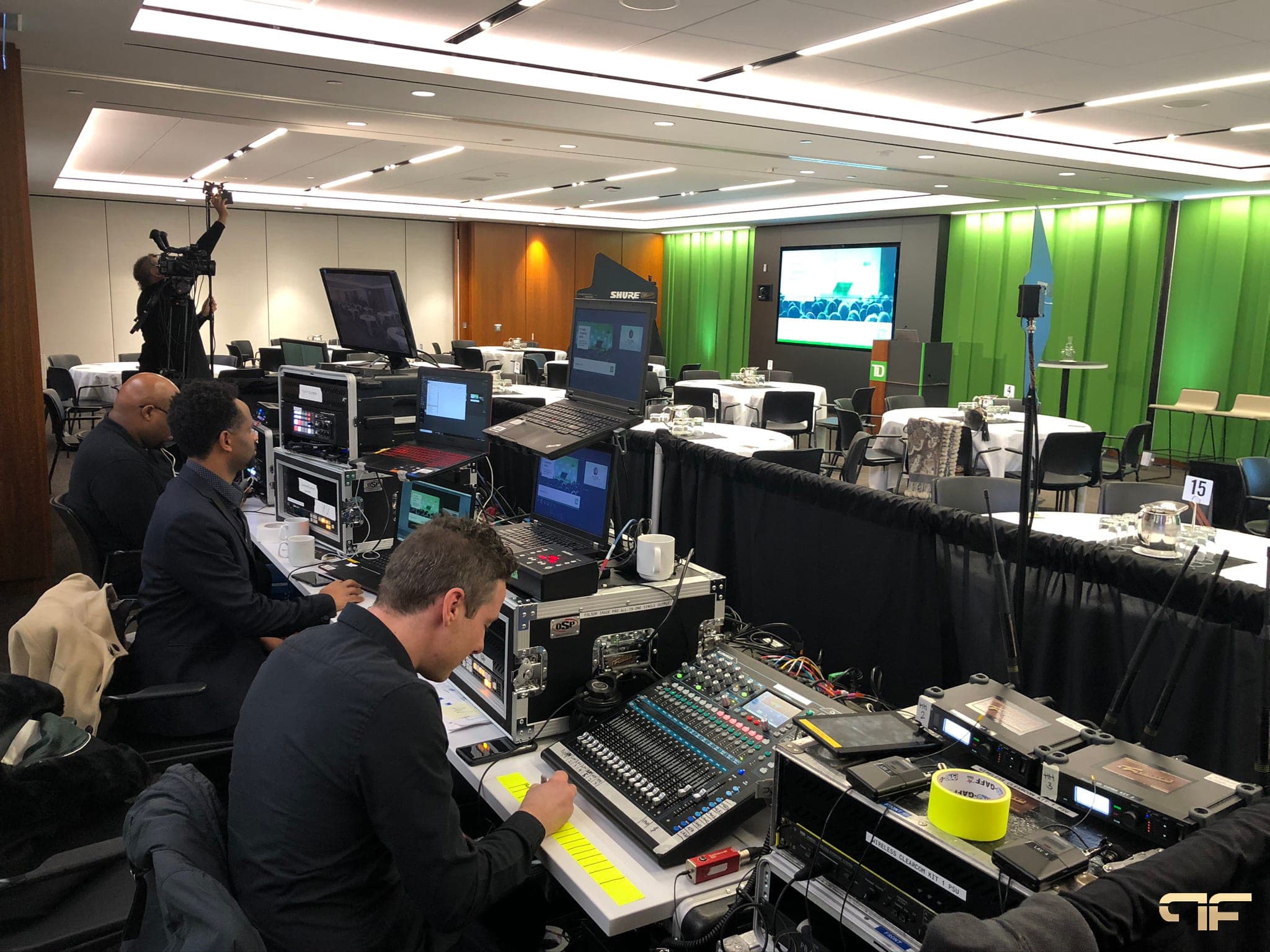 av event